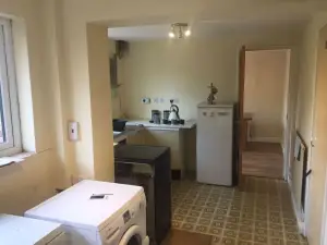 Click Here To Enlarge This Photo Of Joanne Moore